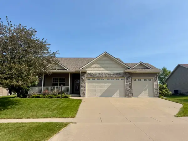 660 Berkshire Lane, North Liberty, IA 52317
