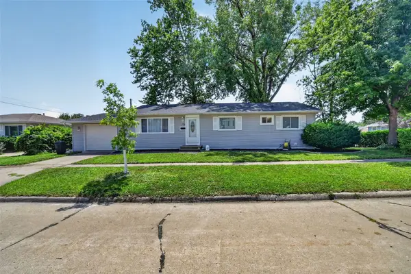 179 Alma Drive Nw, Cedar Rapids, IA 52405