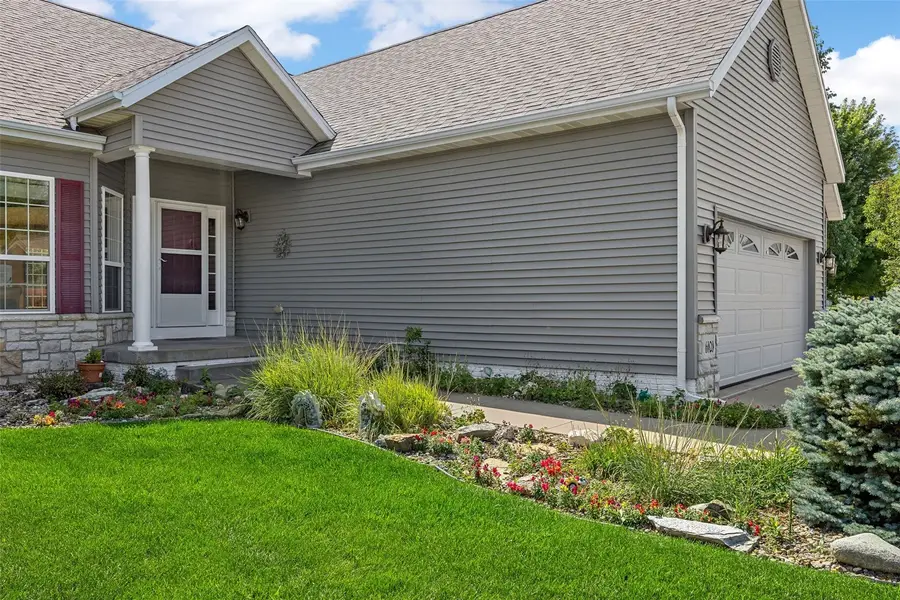 6020 Flagstone Drive Ne, Cedar Rapids, IA 52402 - #3