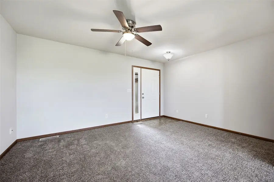 3496 Granger Avenue, Marion, IA 52302 - #3