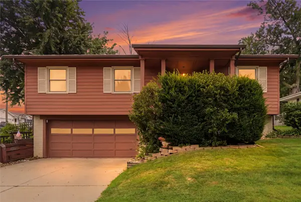 1375 Mcgowan Boulevard, Marion, IA 52302