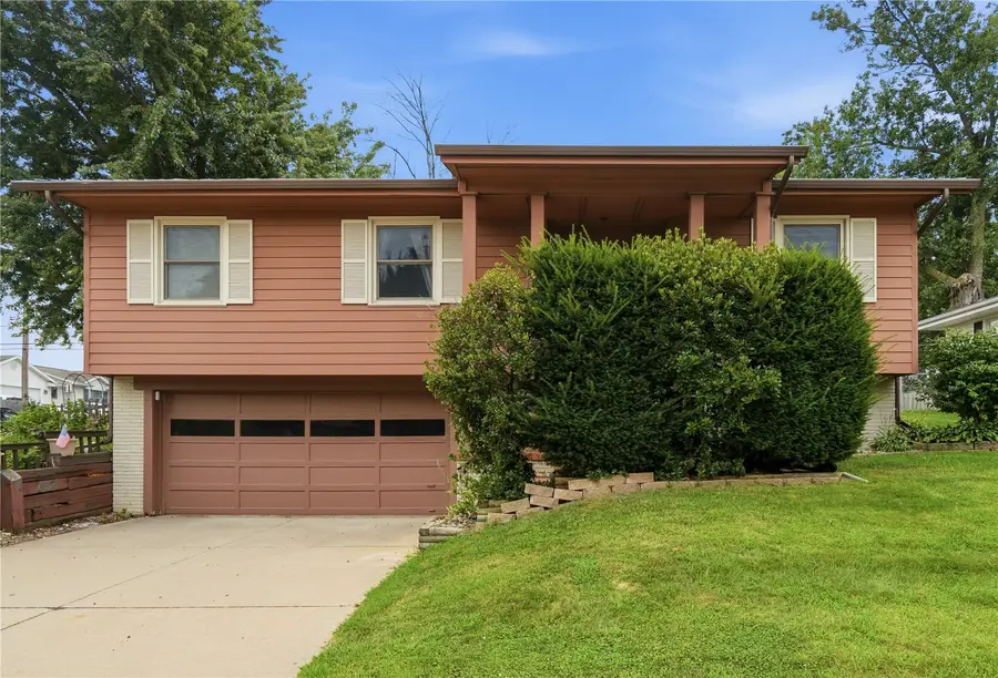 1375 Mcgowan Boulevard, Marion, IA 52302 - #2