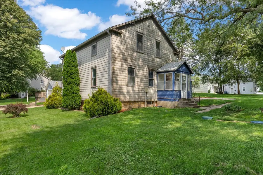 215 53rd Avenue, Amana, IA 52203 - #2