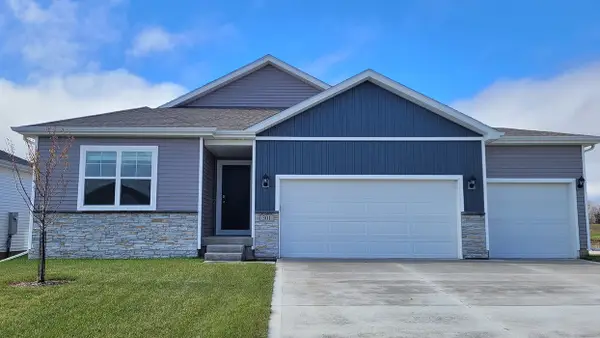 3328 Artesian Road, Marion, IA 52302