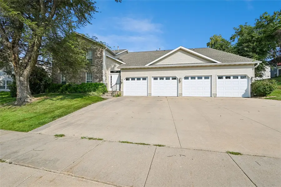 480 Burdette Drive Sw #A, Cedar Rapids, IA 52404 - #2