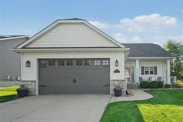 3422 Forest Valley Court Ne, Cedar Rapids, IA 52411