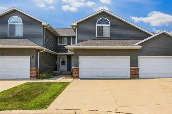 2535 Greenway Court, Marion, IA 52302