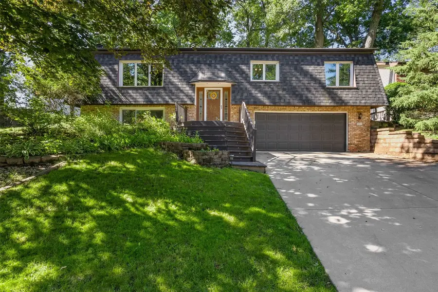 2023 Sandalwood Drive Ne, Cedar Rapids, IA 52402 - #3