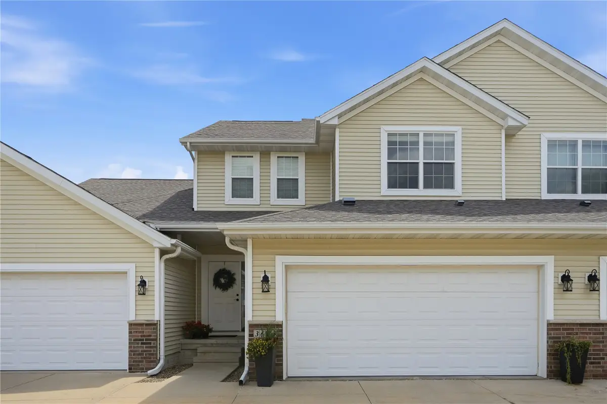 3605 Pioneer Avenue Se, Cedar Rapids, IA 52403 - #1