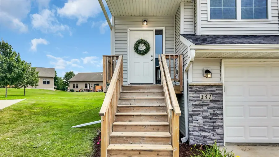 351 Cypress Court, Solon, IA 52333 - #2
