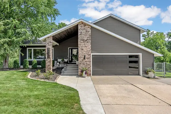 5102 Broadlawn Drive Se, Cedar Rapids, IA 52403