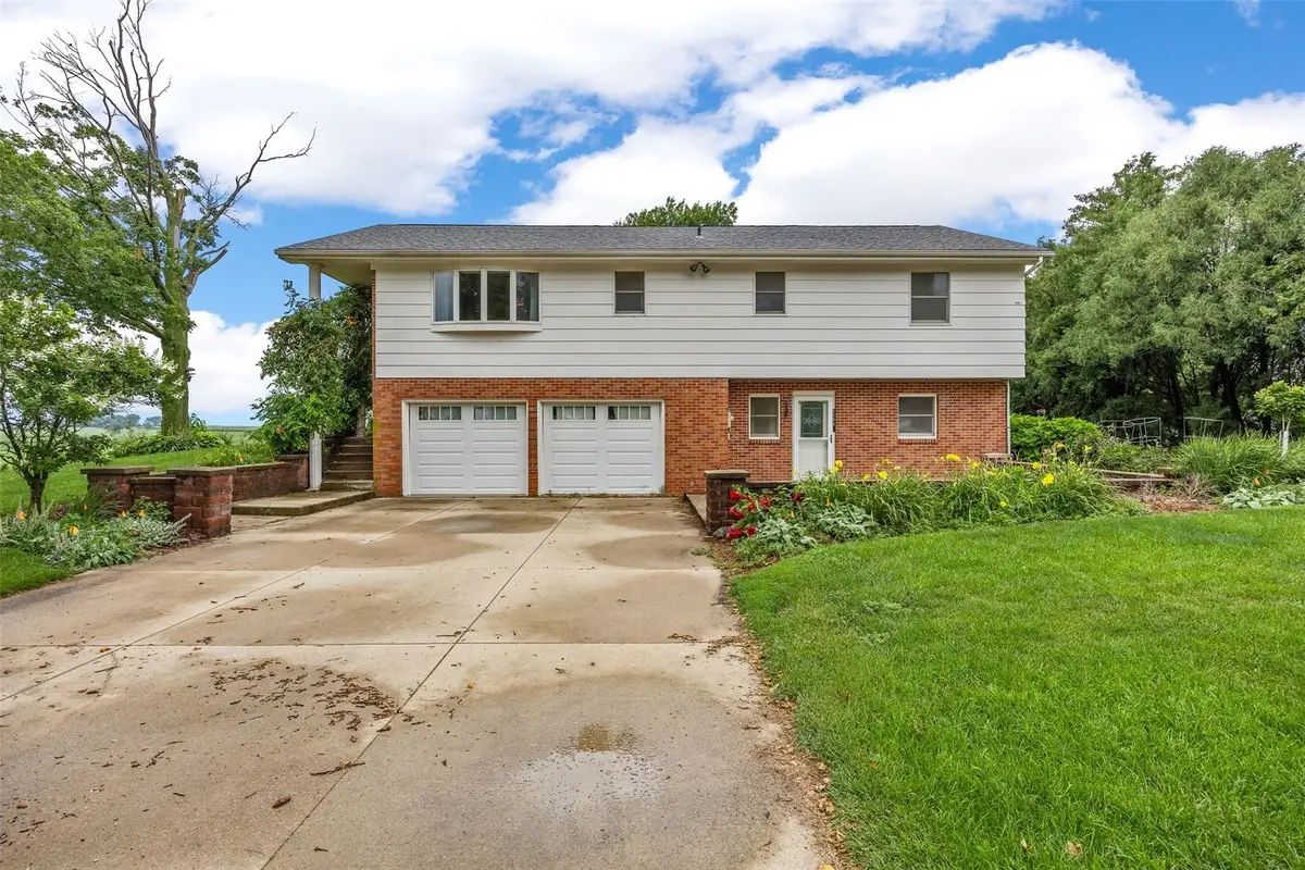 2209 44th Avenue, Homestead, IA 52236 - #1