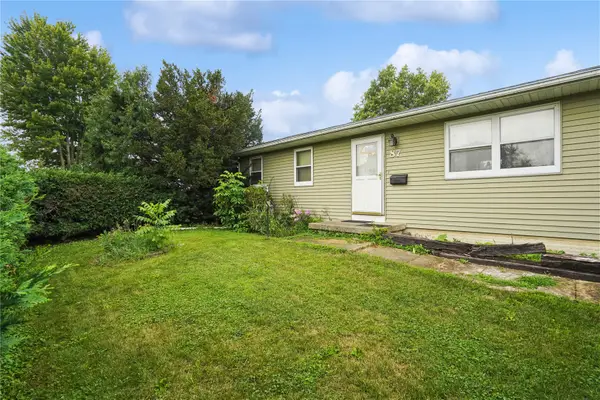 87 4th Avenue, Atkins, IA 52206