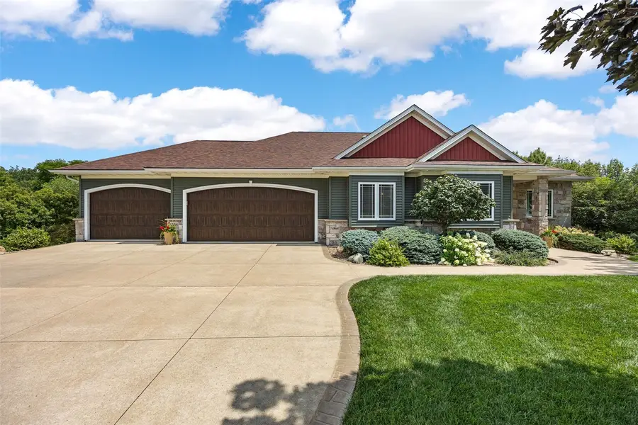 1356 NE Lakewoods Ct, Swisher, IA 52338 - #2