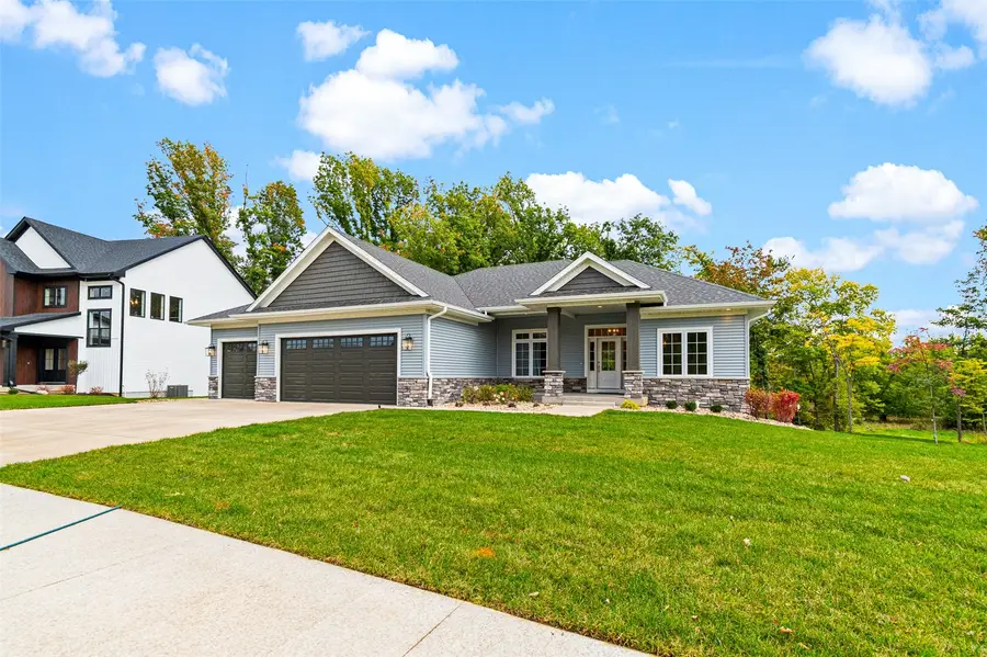 5521 Seminole Valley Trail Ne, Cedar Rapids, IA 52411 - #3