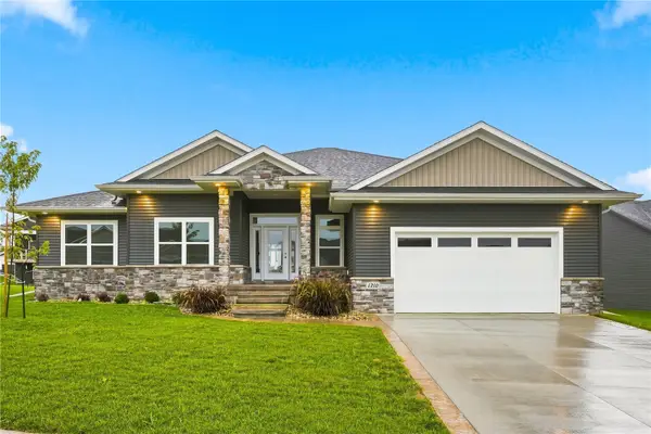 1210 Osage Lane, North Liberty, IA 52317
