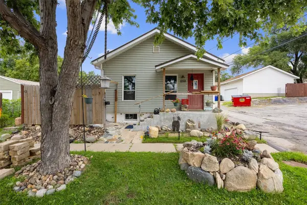 1210 Lincoln Ave, Cedar Rapids, IA 52324