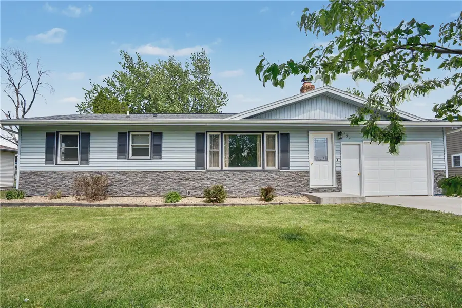 124 14th Avenue Se, Independence, IA 50644 - #2