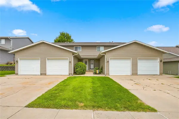 3820 Deer Valley Drive #B, Marion, IA 52302