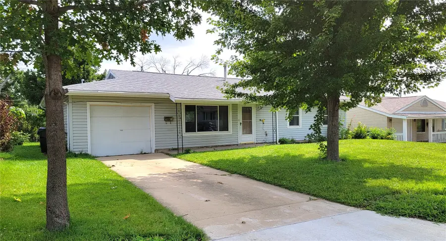 4840 Kesler Road Nw, Cedar Rapids, IA 52405 - #2