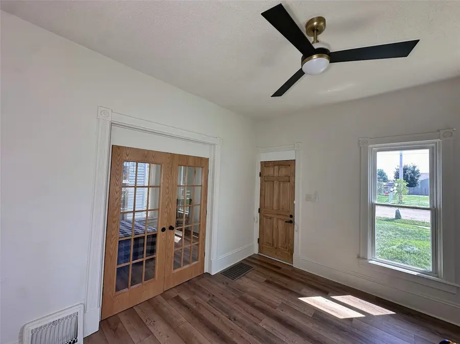 1922 9th Sw, Cedar Rapids, IA 52404 - #3
