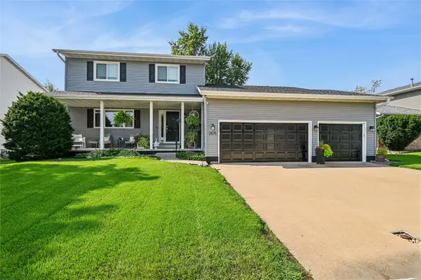 2575 Clark Avenue, Marion, IA 52302
