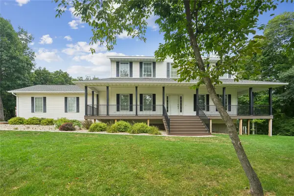 3364 Feather Ridge Rd, Toddville, IA 52341