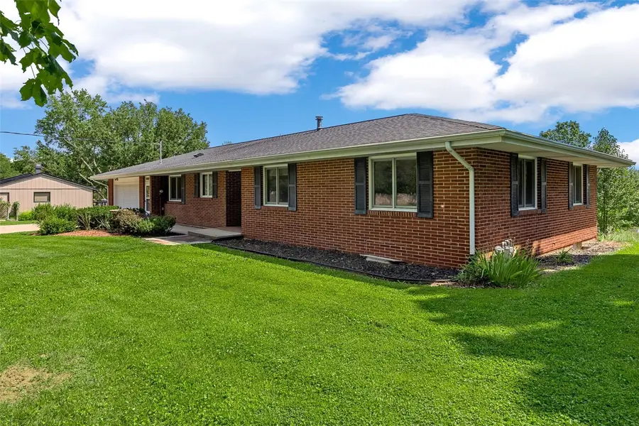 20 N 1st Avenue, Iowa City, IA 52245 - #3
