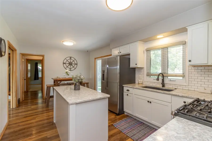 805 31st Avenue, Amana, IA 52203 - #2
