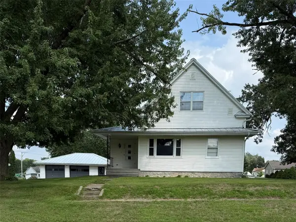 205 Grand Avenue, Shellsburg, IA 52332
