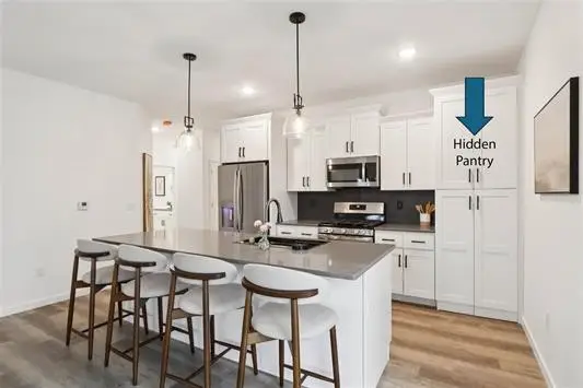 4006 Unbridled Ave, Iowa City, IA 52240 - #2