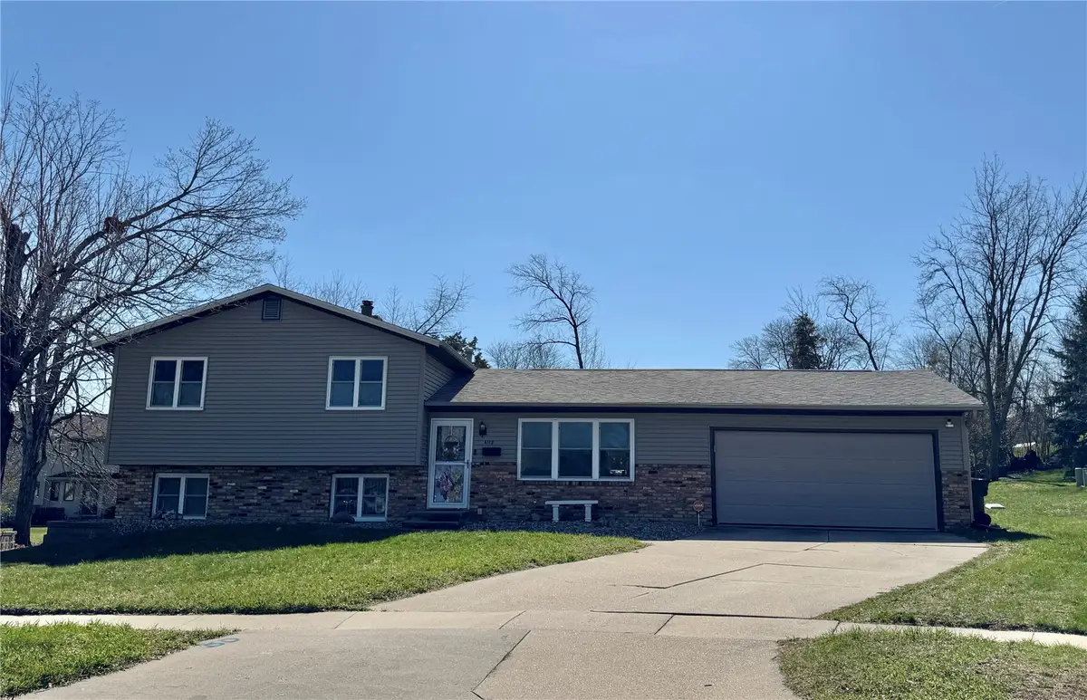 4112 Finch Court Ne, Cedar Rapids, IA 52402 - #1