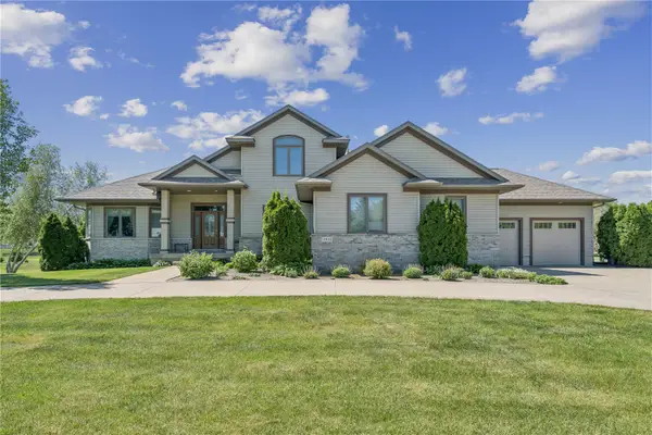 5811 Shiloh Lane, Cedar Rapids, IA 52411