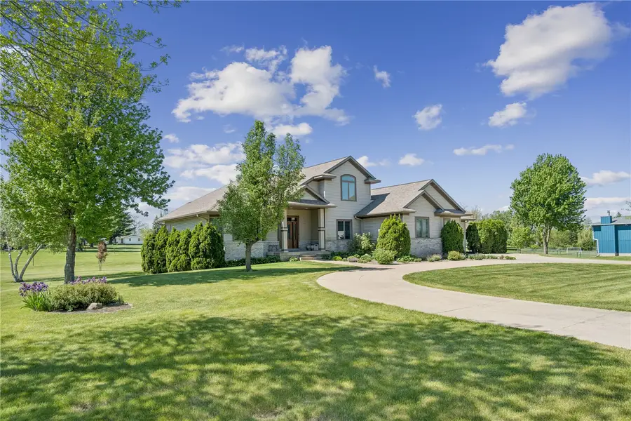 5811 Shiloh Lane, Cedar Rapids, IA 52411 - #3