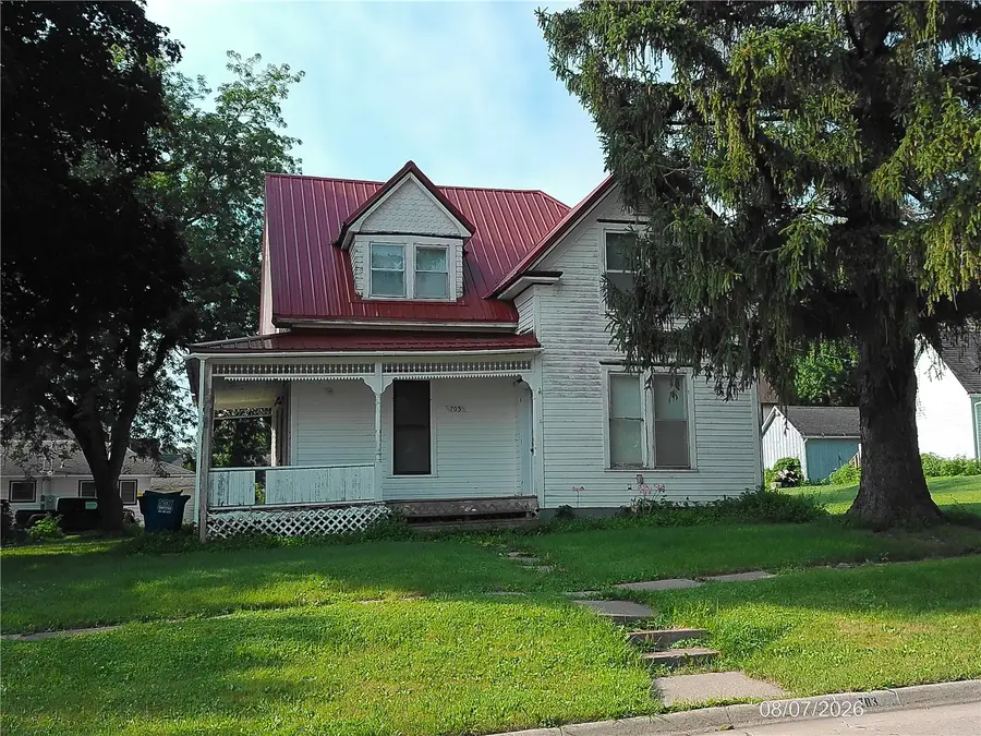 703 5th Street, Victor, IA 52347 - #2