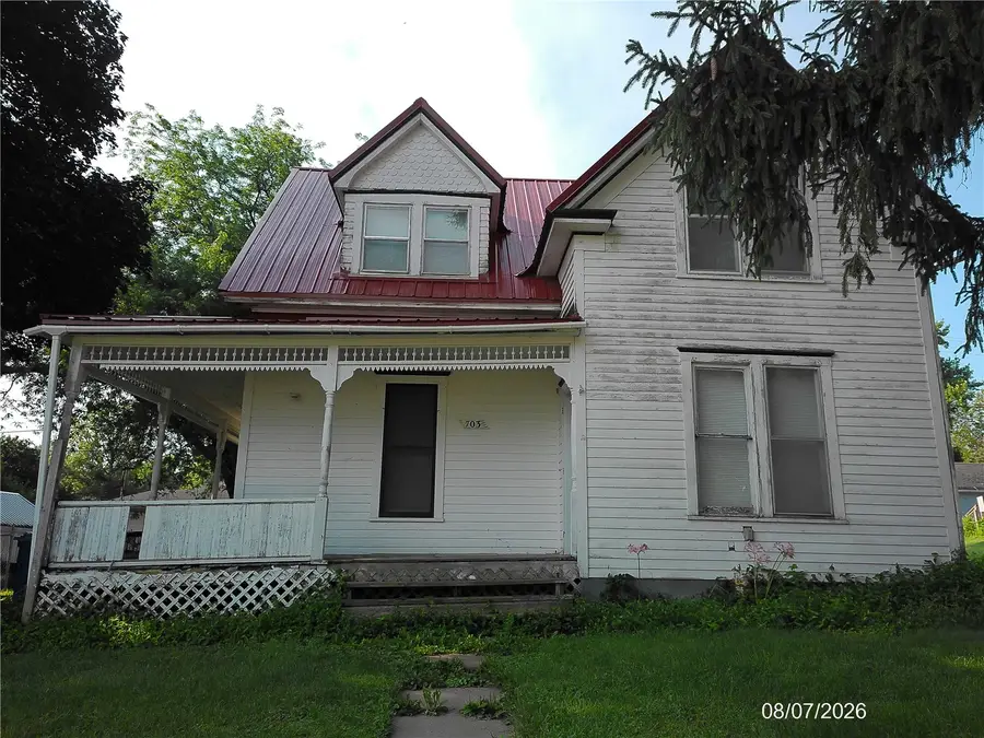 703 5th Street, Victor, IA 52347 - #3