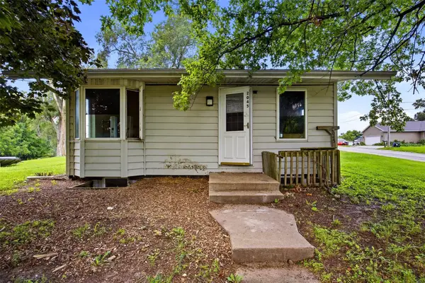 2045 High Drive Se, Cedar Rapids, IA 52403