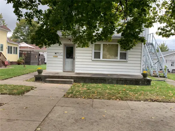 410 Main Street W, Knoxville, IA 50138