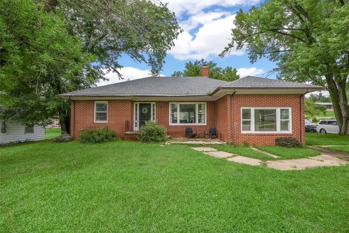 3120 Bever, Cedar Rapids, IA 52403 - #1