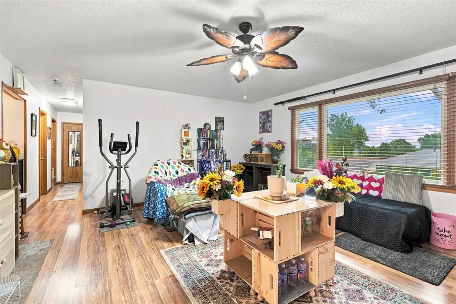 3808 Elmwood Drive Ne, Cedar Rapids, IA 52402 - #3