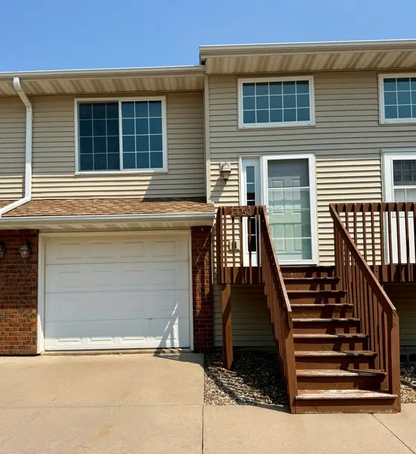 1450 Easton Lane, North Liberty, IA 52317