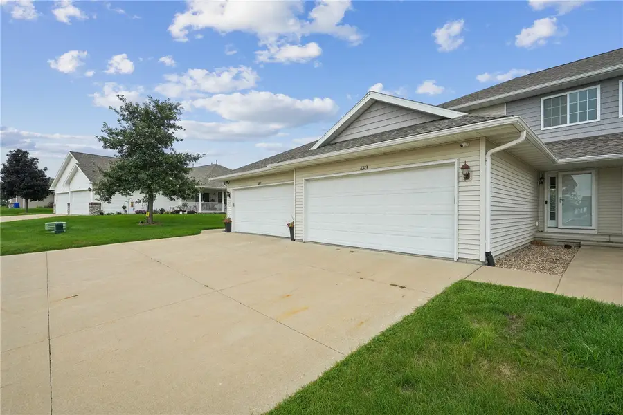 6323 Muirfield Drive Sw, Cedar Rapids, IA 52404 - #3