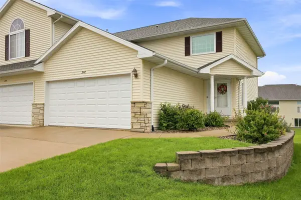 3542 Stoneview Circle, Cedar Rapids, IA 52404