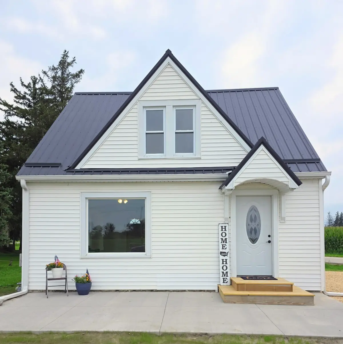 17765 E Main Street, Langworthy, IA 52252 - #1
