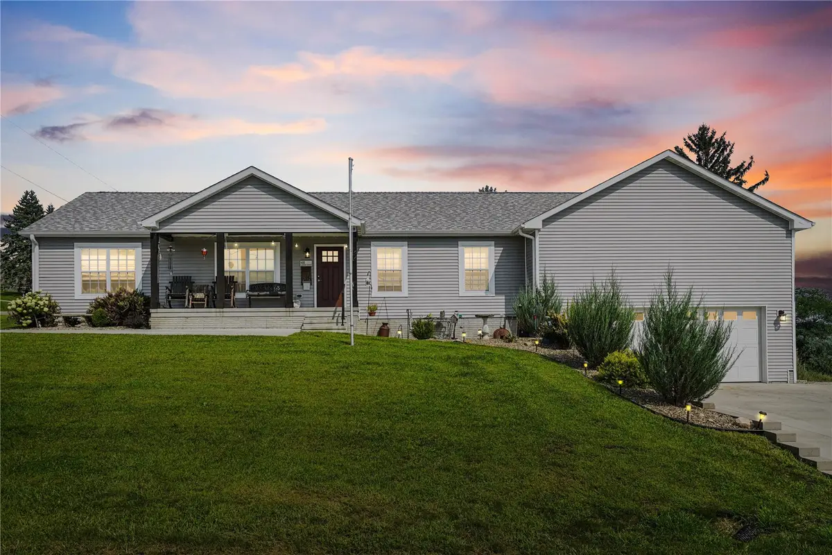 400 Summer Street Se, Shellsburg, IA 52332 - #1