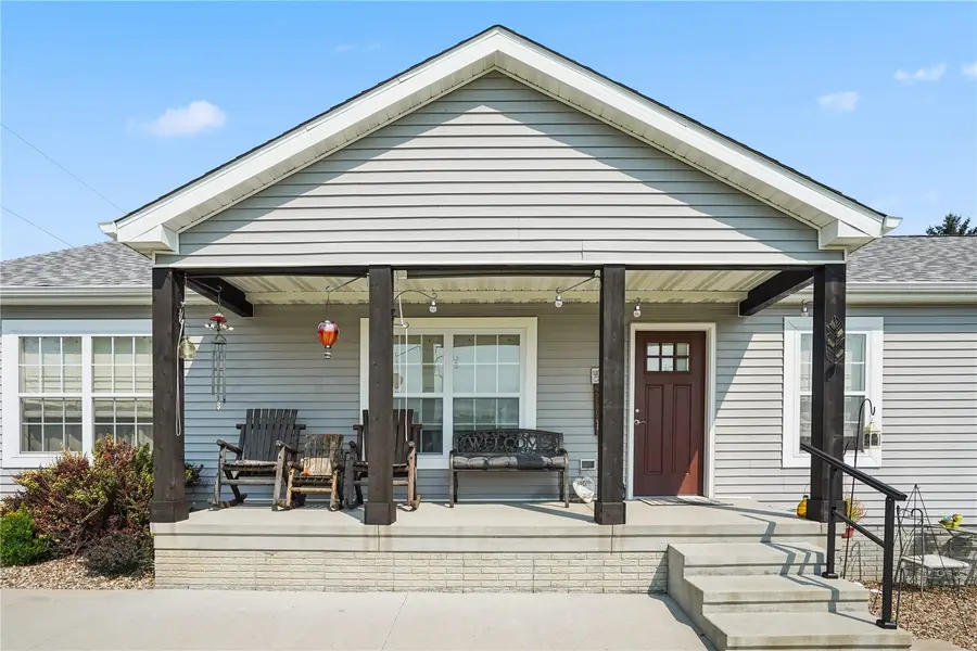 400 Summer Street Se, Shellsburg, IA 52332 - #3