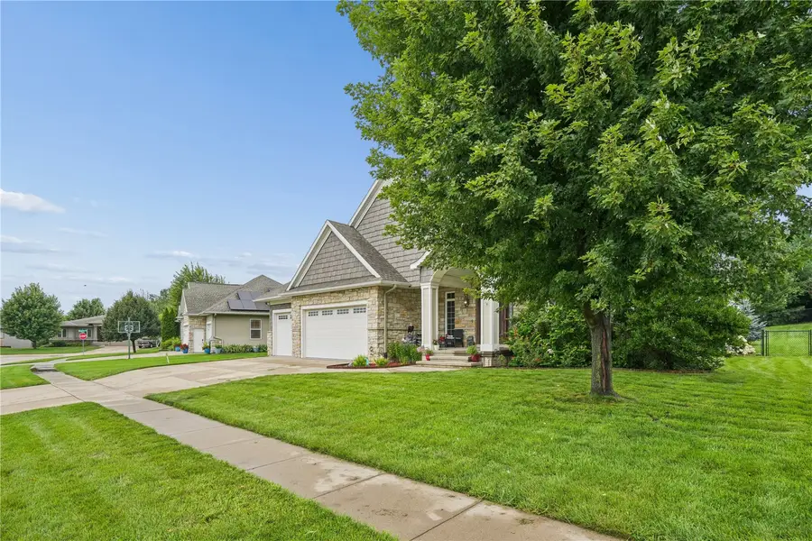 1154 Kettering Rd, Marion, IA 52302 - #3