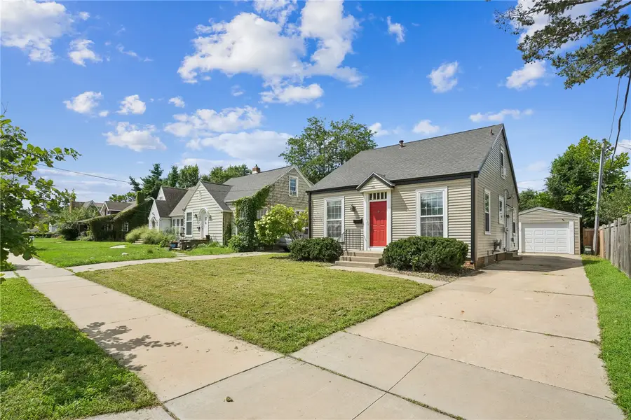 391 Memorial Drive Se, Cedar Rapids, IA 52403 - #2