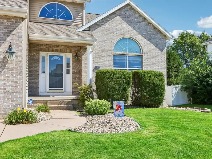 4200 Creekview Drive, Marion, IA 52302 - #2