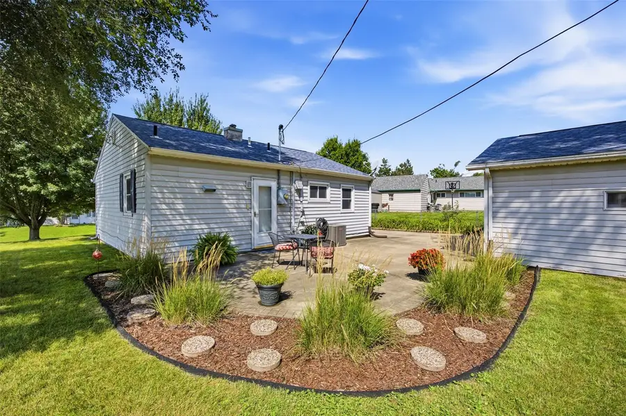 2533 Indiana Street Sw, Cedar Rapids, IA 52404 - #2